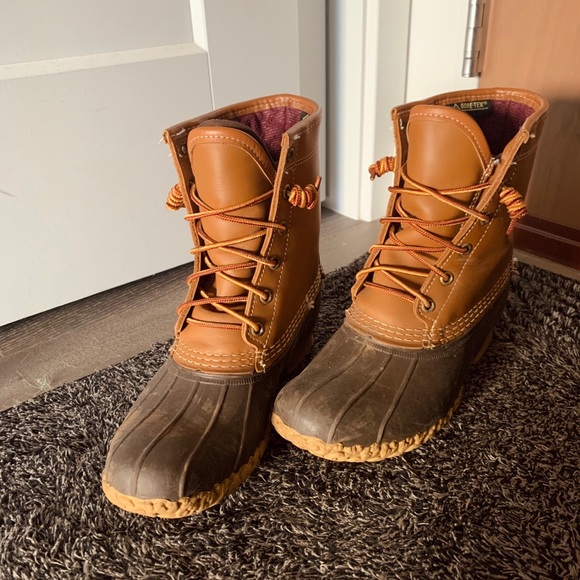 poshmark bean boots